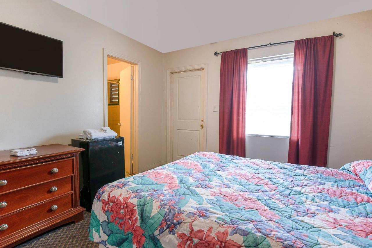 Hotel O Near Fanning Springs State Park Us Hwy 98 Old Town 외부 사진