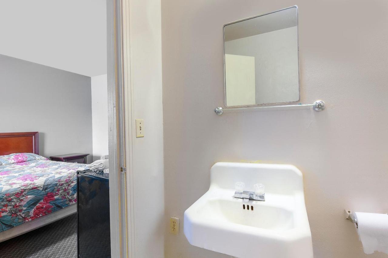 Hotel O Near Fanning Springs State Park Us Hwy 98 Old Town 외부 사진