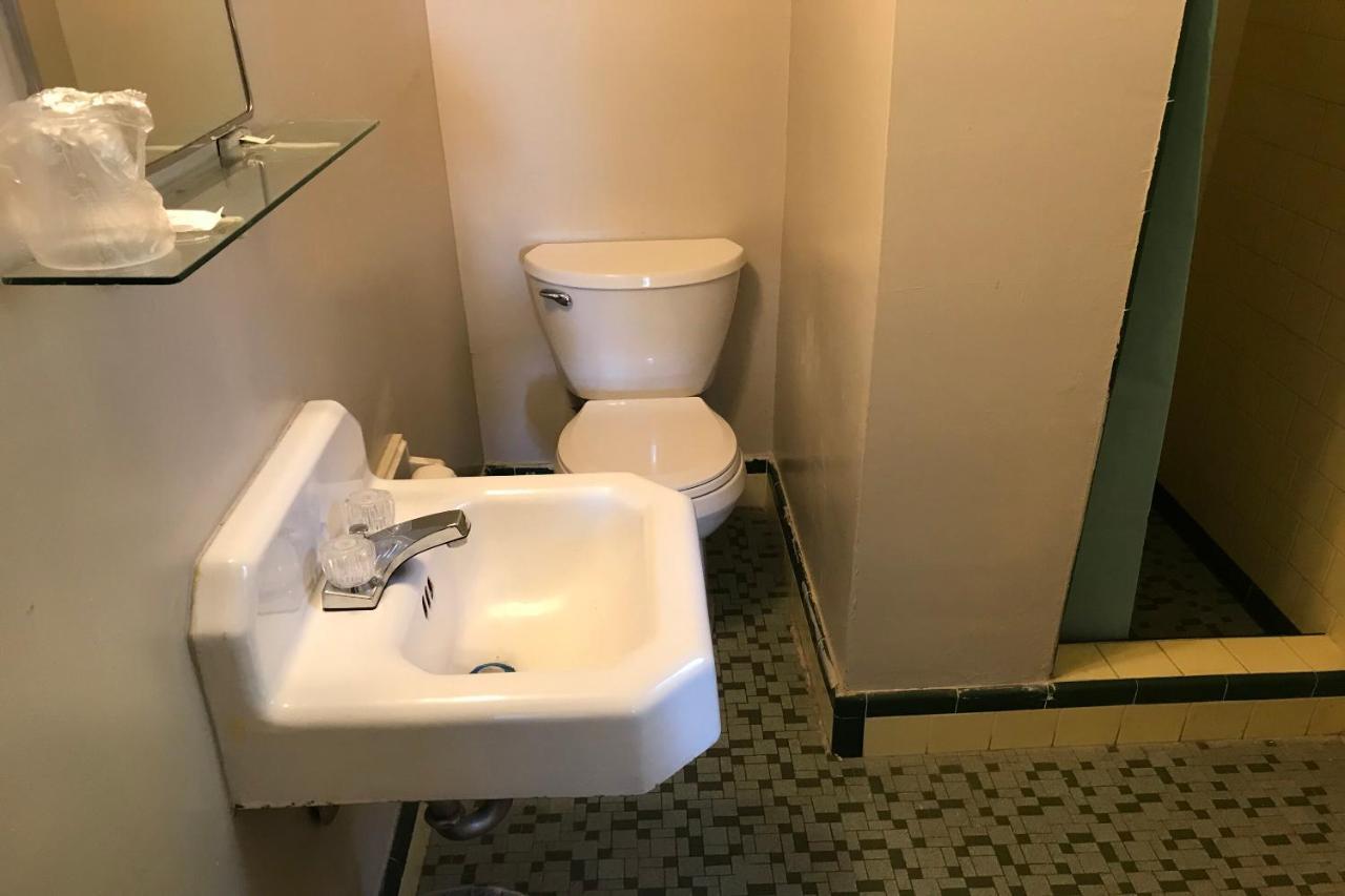 Hotel O Near Fanning Springs State Park Us Hwy 98 Old Town 외부 사진