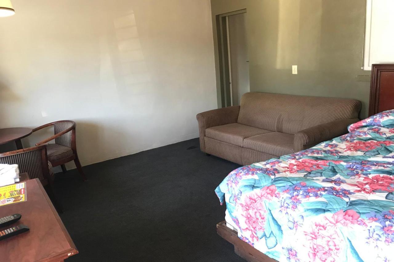 Hotel O Near Fanning Springs State Park Us Hwy 98 Old Town 외부 사진